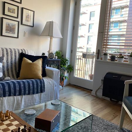 East Harlem Cozy Daire New York Dış mekan fotoğraf