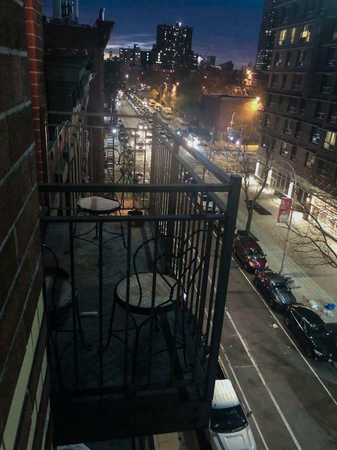 East Harlem Cozy Daire New York Dış mekan fotoğraf